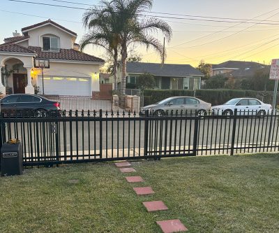 Wrought iron fence 025