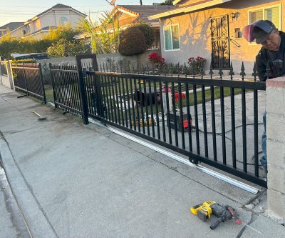 Wrought iron fence 022
