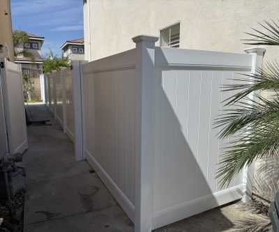 Vinyl fence 011