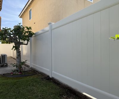 Vinyl fence 012