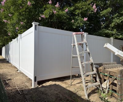 Vinyl fence 022