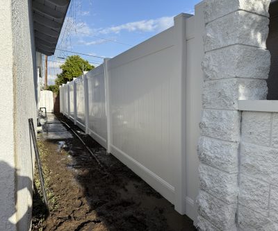 Vinyl fence 009