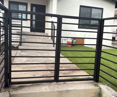 Wrought iron fence 058