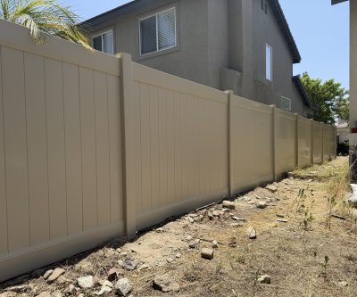Vinyl fence 026