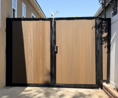 Vinyl fence 036